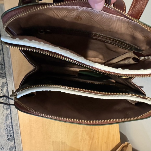 Leather Purse/Back Pack Style - Picture 11 of 13